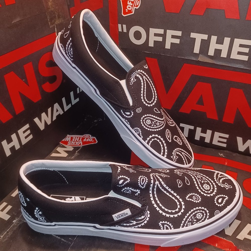 Vans Men's 9/Women's 10.5 Peace Paisley Slip On Black/True White VN0A5JM…